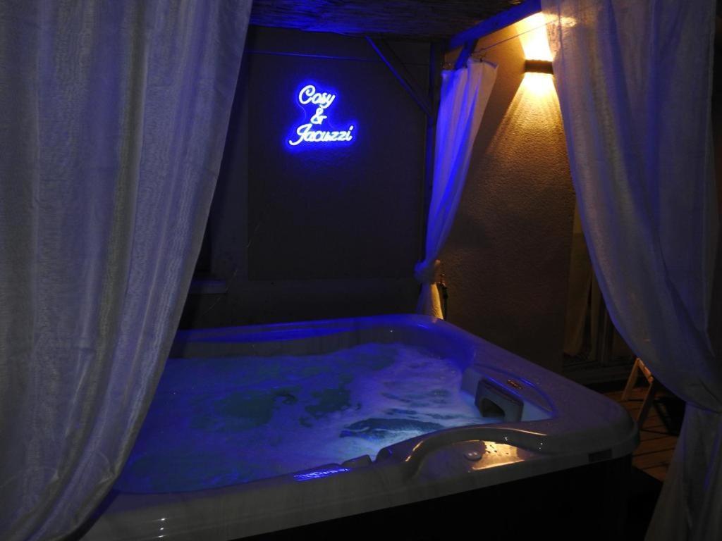 Suite Cosy&Jacuzzi Cenon Buitenkant foto